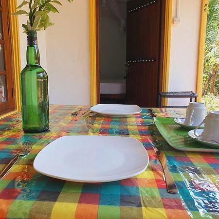 Sanu Home Stay Sigirîya Extérieur photo