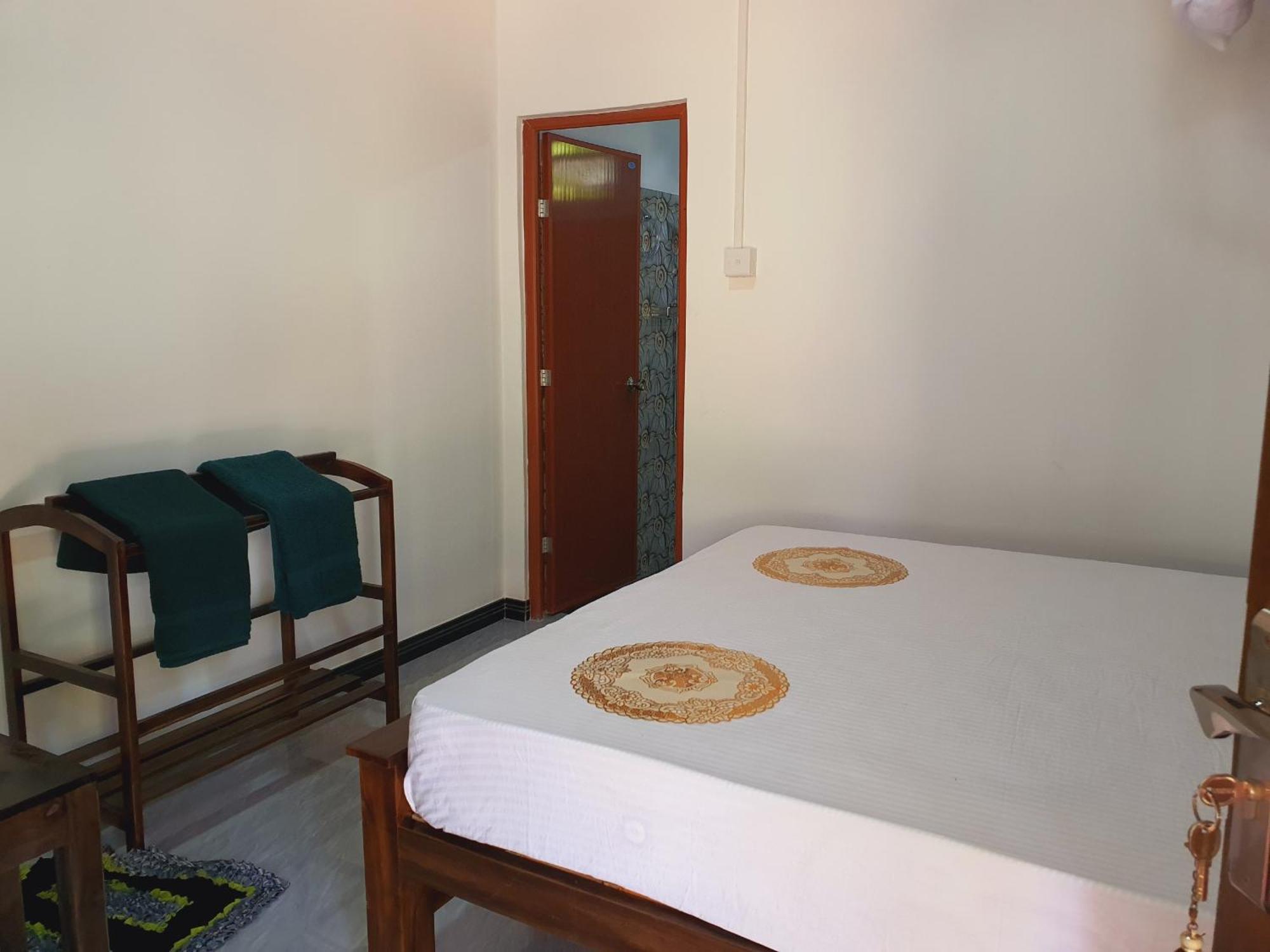 Sanu Home Stay Sigirîya Extérieur photo